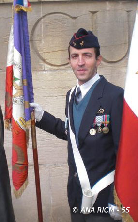 Rachid Chabbi, porte-drapeau